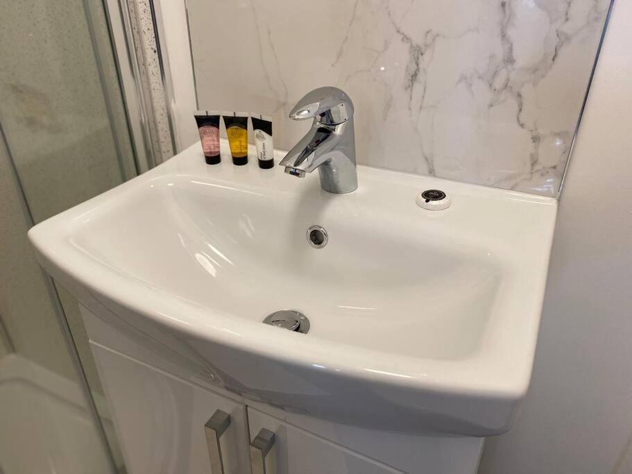 Appart hôtel Newly Refurbished Studio, Great Location 8